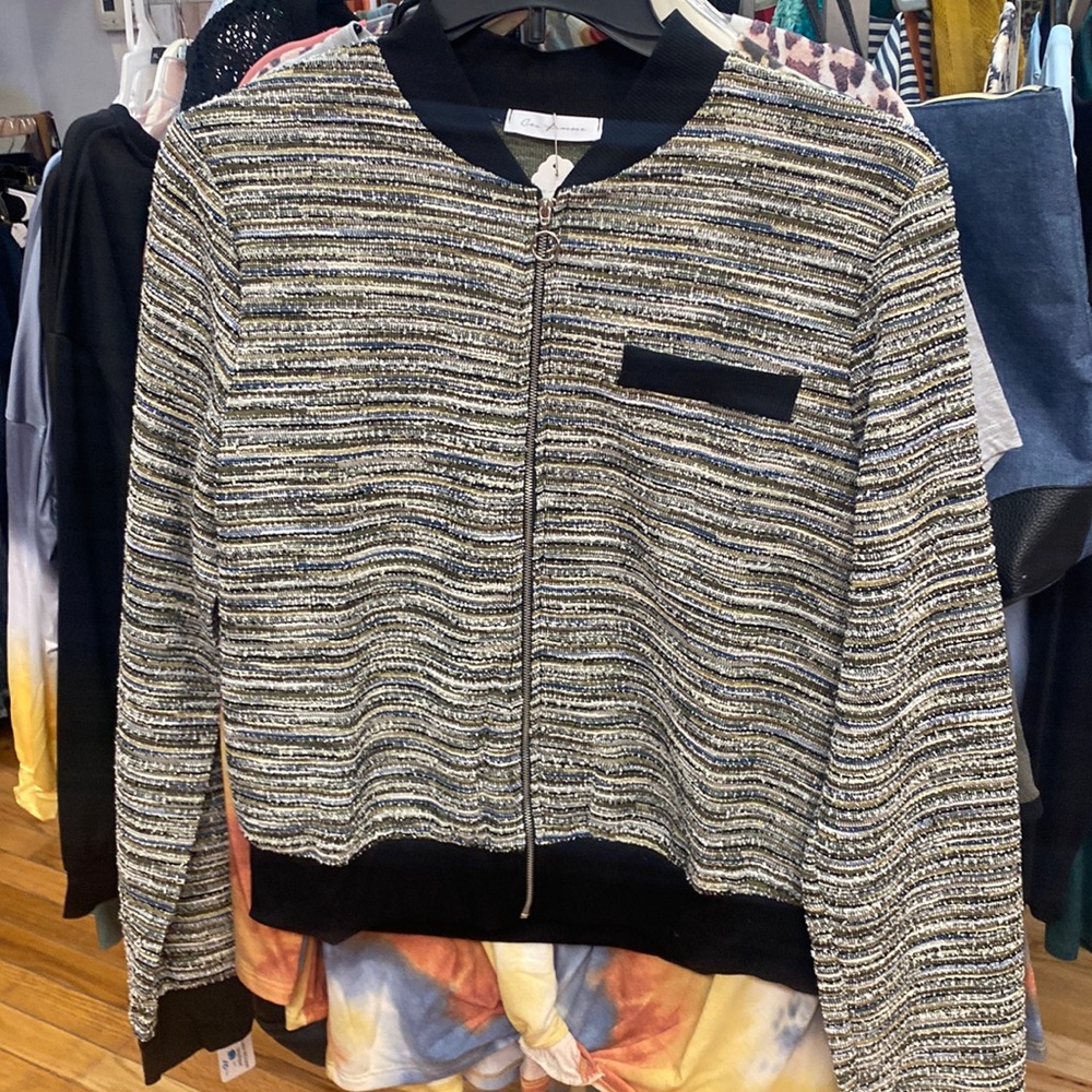 New boutique thin jacket top